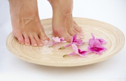 Шишки на ногах: лечение и симптомы